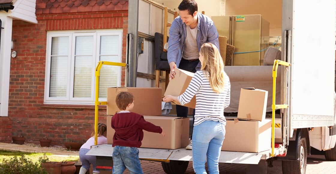 How Self-storage Helps when you are Moving Home or Selling your House